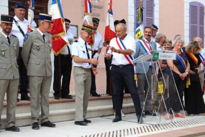 Agrandir l'image 13 sur 17, fenêtre modale