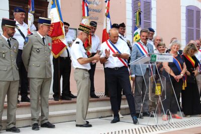 Agrandir l'image 14 sur 17, fenêtre modale